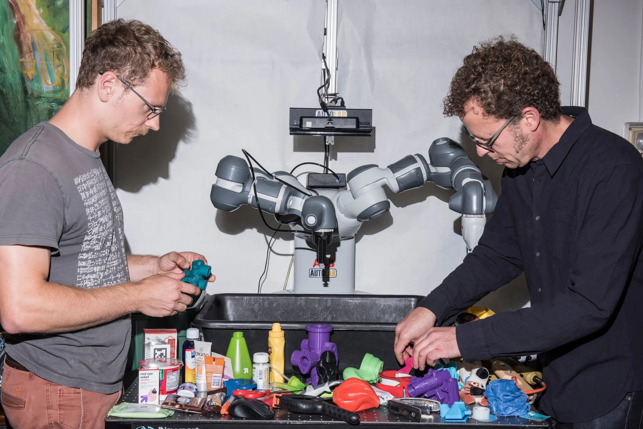 Jeff Mahler and Ken Goldberg, simulatiion-to-reality AI research
